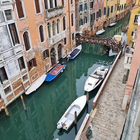 Ca' Cappello Venice Apartment 2 With Canal View Екстериор снимка