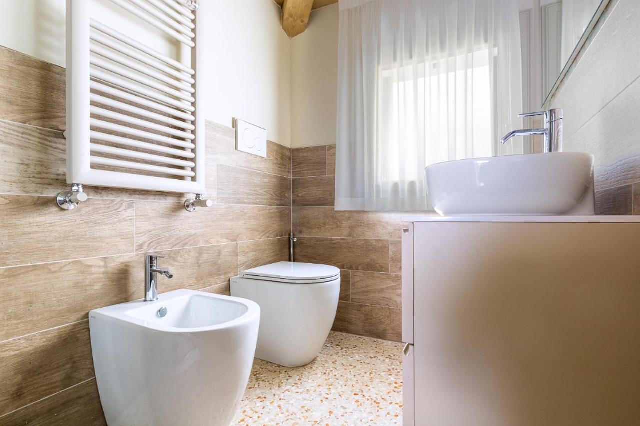 Ca' Cappello Venice Apartment 2 With Canal View Екстериор снимка