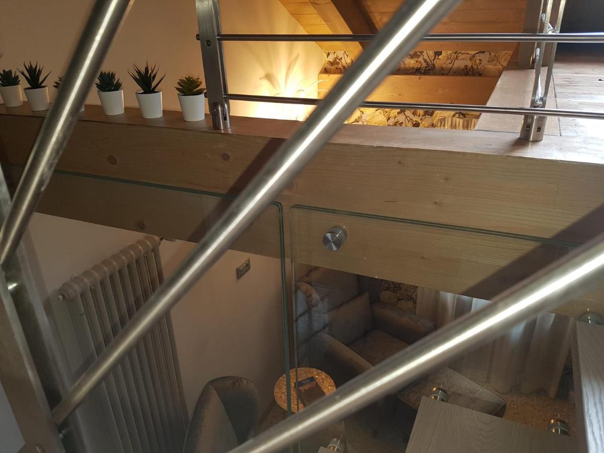 Ca' Cappello Venice Apartment 2 With Canal View Екстериор снимка