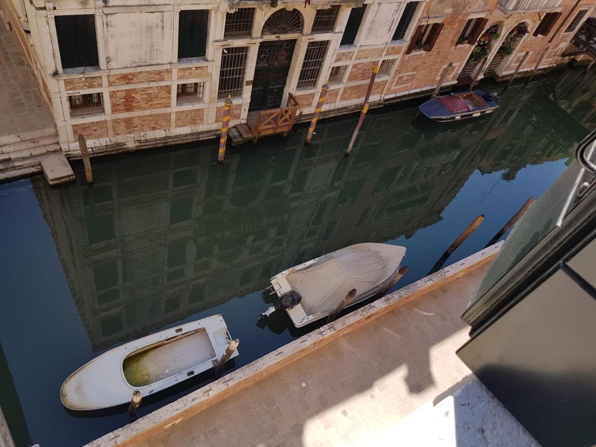 Ca' Cappello Venice Apartment 2 With Canal View Екстериор снимка