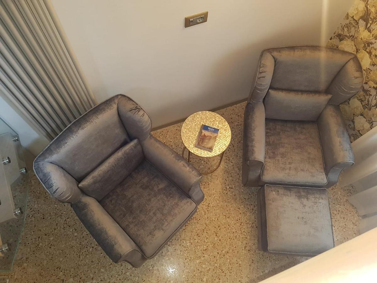 Ca' Cappello Venice Apartment 2 With Canal View Екстериор снимка